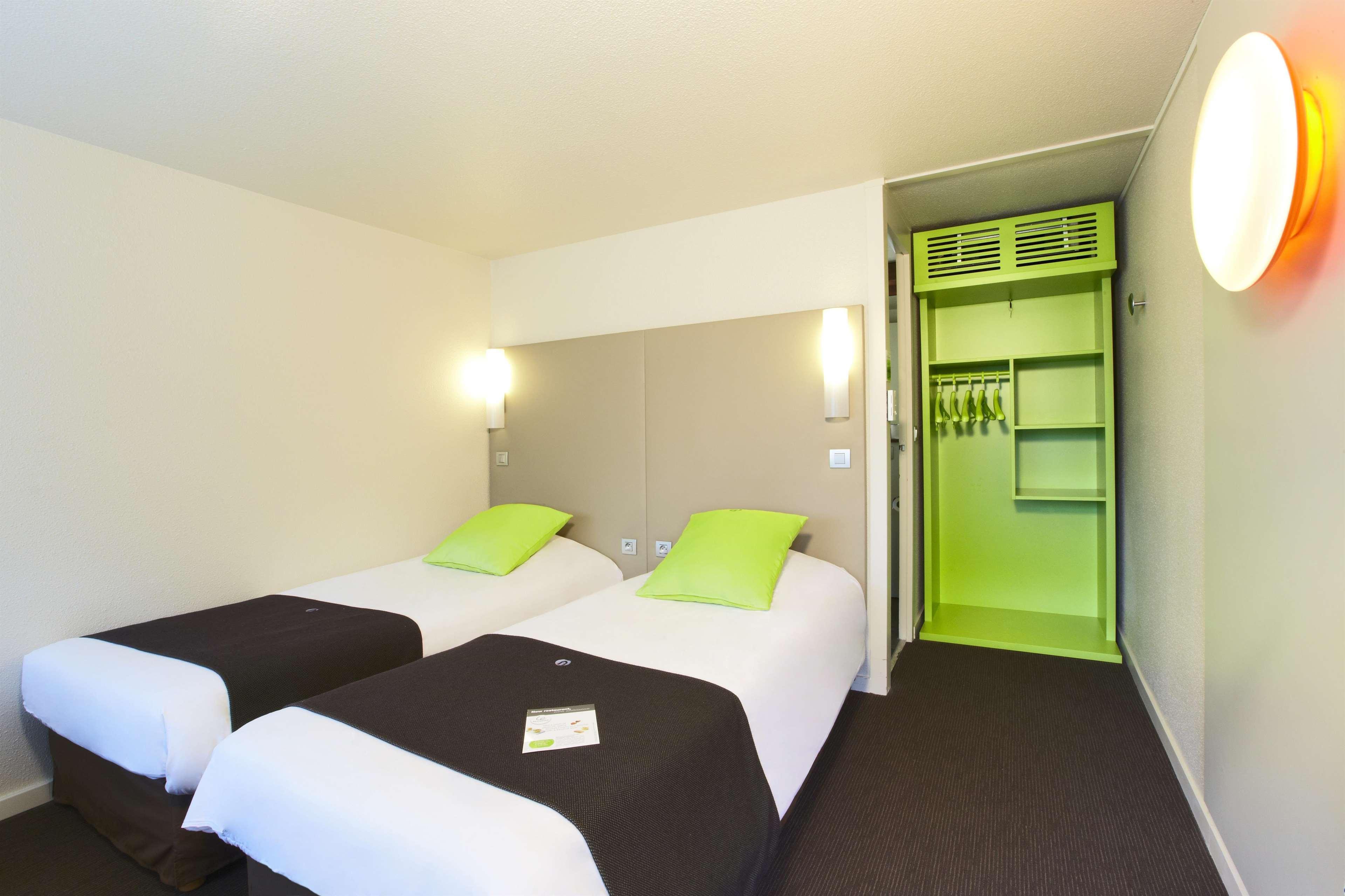 Campanile Vierzon Hotel Bagian luar foto